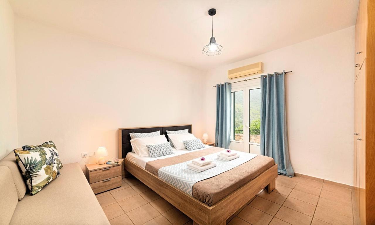 Du Lac Villas Kournas ภายนอก รูปภาพ